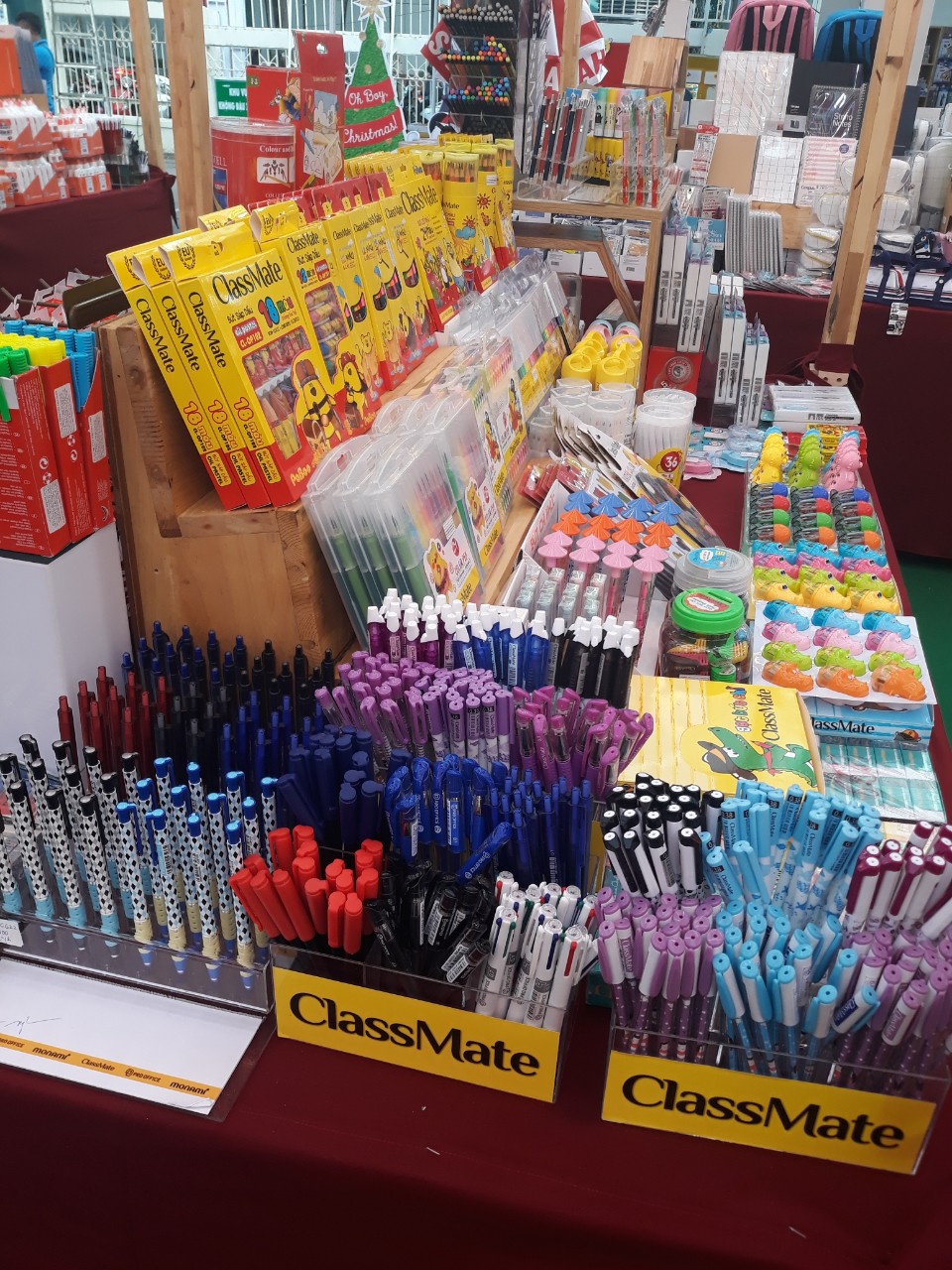 văn phòng phẩm bán chạy