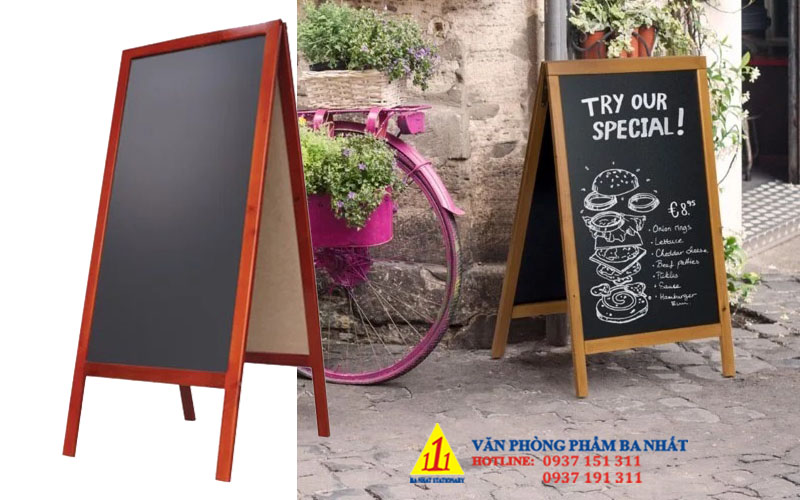 bảng menu gỗ đứng